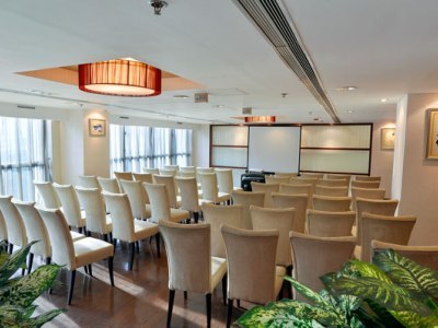 Hotel Silka Far East