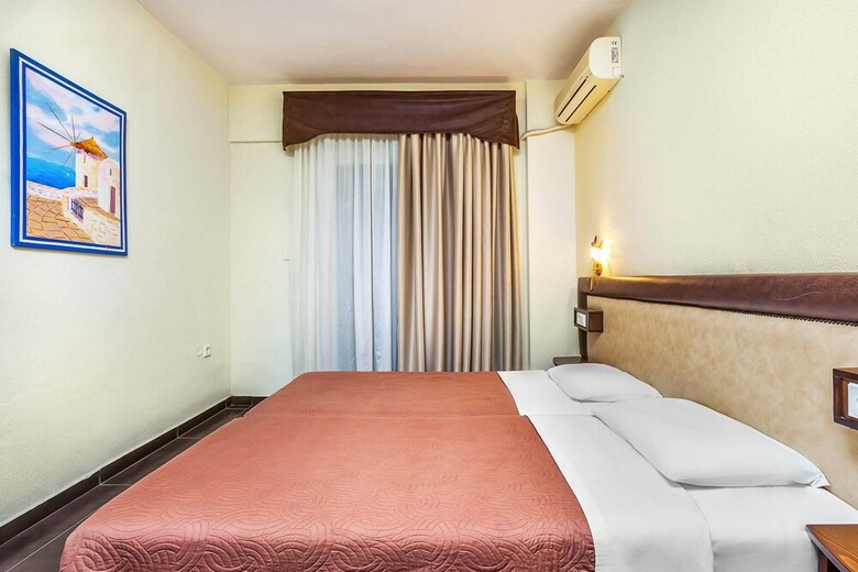 Hotel Elinotel Polis