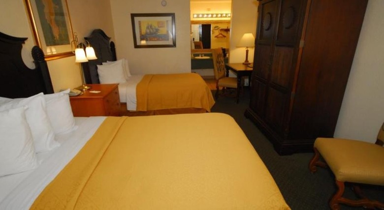 Hotel Quality Inn & Suites Eastgate
