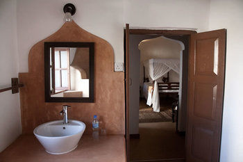 Bed & Breakfast Hiliki House