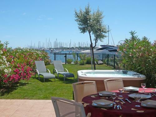 Holiday Home L'ile Saint Martin VI Le Cap D'agde