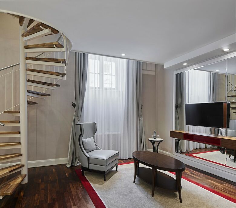 Hotel Titanic Gendarmenmarkt Berlin