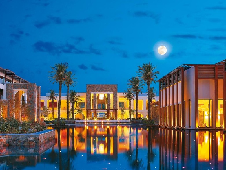 Hotel Amirandes