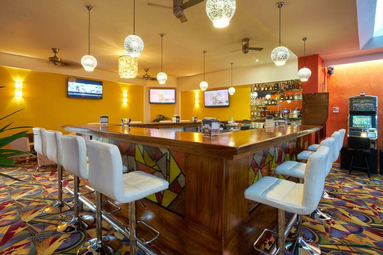 Hotel Tamarindo Diria