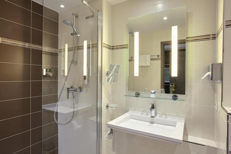 Hotel Mercure Versailles Parly 2