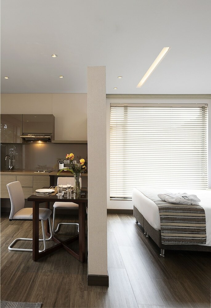 Bs Rosales Hotel & Suites