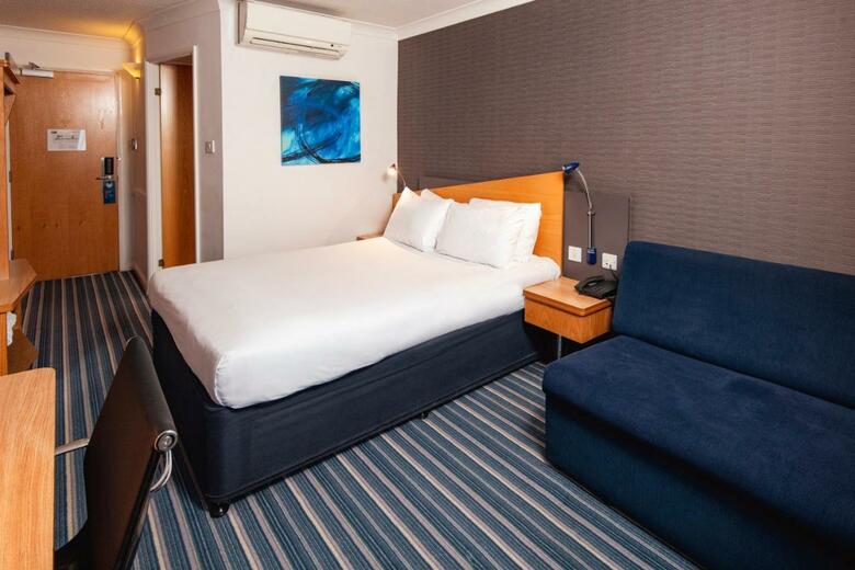 Hotel Holiday Inn Express Birmingham Snow Hill