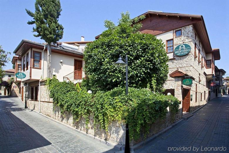 Mediterra Art Hotel