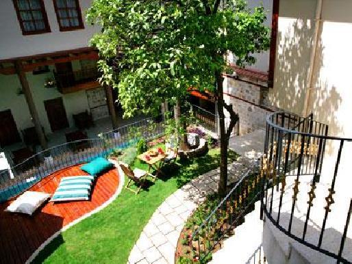 Mediterra Art Hotel