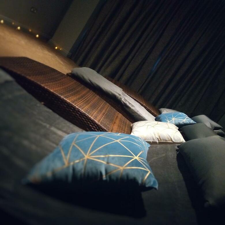Mill Hotel (.)