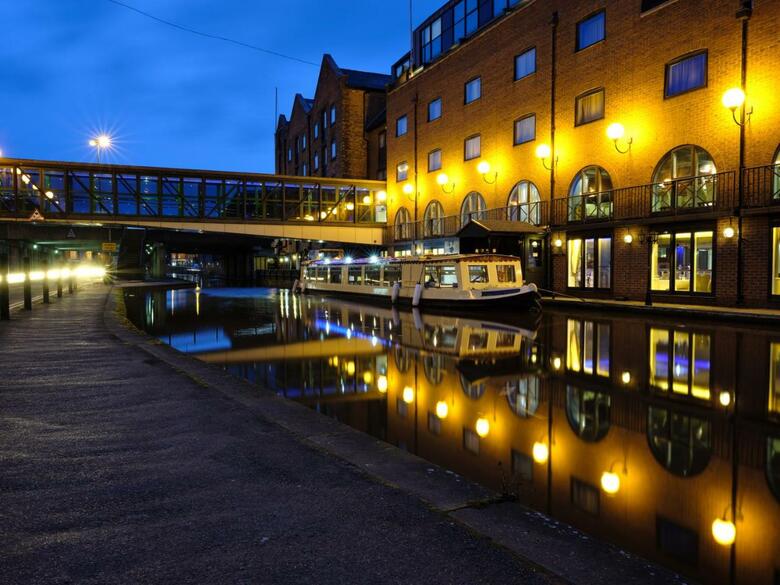 Mill Hotel (.)