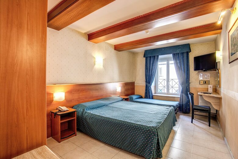 Hotel Verona Rome
