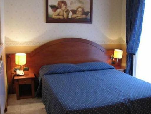 Hotel Verona Rome