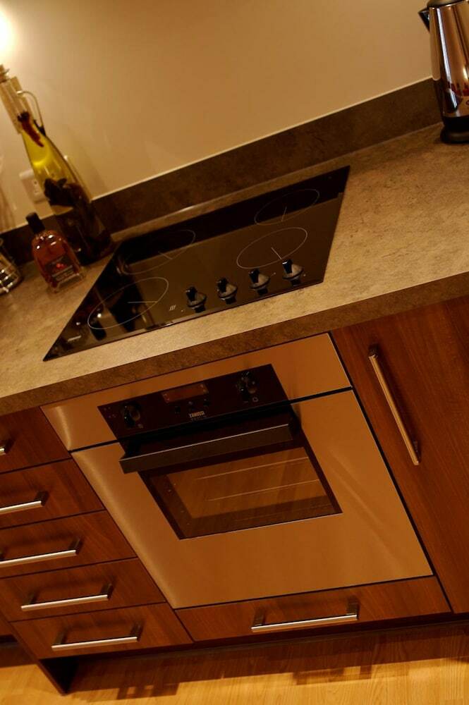 Spires Hotel (two Bedroom) 6 Pax