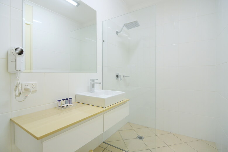 Hotel Cairns Queenslander