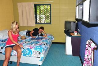 Hostal Nomads Cairns Backpackers