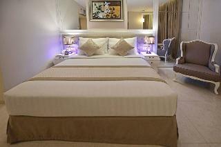 Hotel Savero Golden Flower