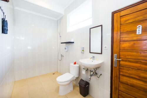 Nyuh Gading Home Stay