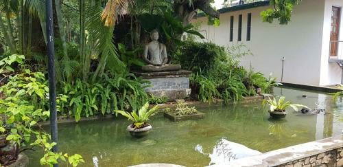 Hotel Ella Planters Bungalow