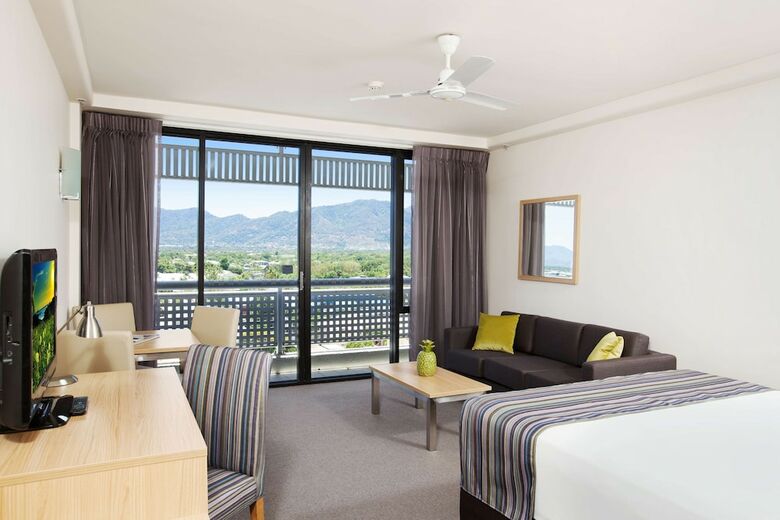 Hotel Rydges Esplanade Resort Cairns