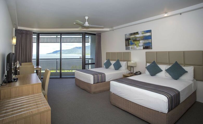 Hotel Rydges Esplanade Resort Cairns