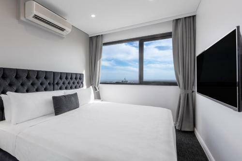Hotel Meriton Kent Street