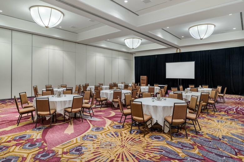 Hotel Omni Dallas Park West