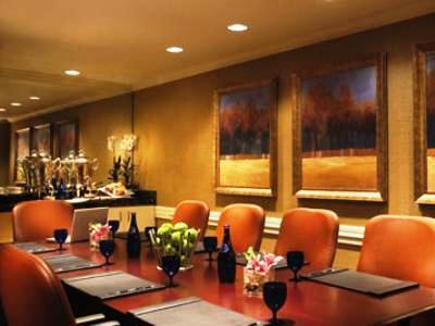 Hotel Omni Dallas Park West