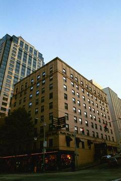 Executive Hotel Pacific