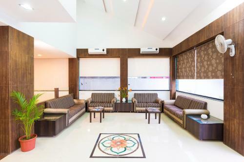 Hotel Shirdi - Sai Wada; A Sterling Holidays Resort
