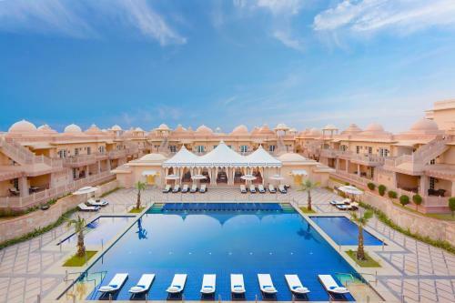 Hotel Itc Grand Bharat, A Luxury Collection Retreat.