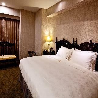 Hotel Royal Seasons Zhongkang (Superior)
