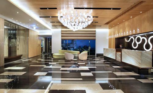 Park City Hotel Luzhou Hotel
