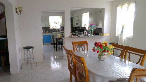 Tremont Holiday Home