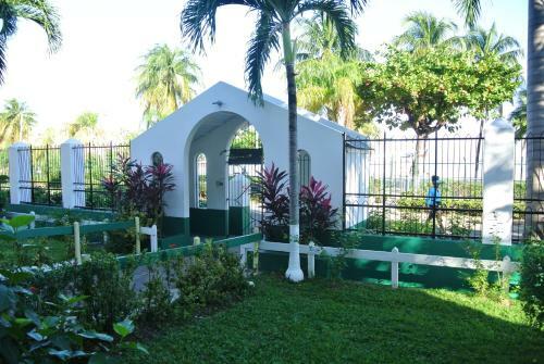 Hotel Beach One Bedroom Iv, Ocho Rios