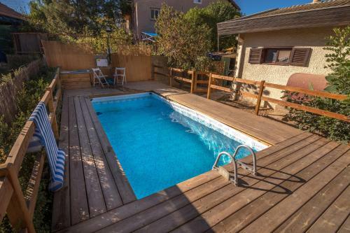 Hostal Desert Bird Guest House