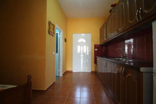 Apartamento Anxhelos' Flats