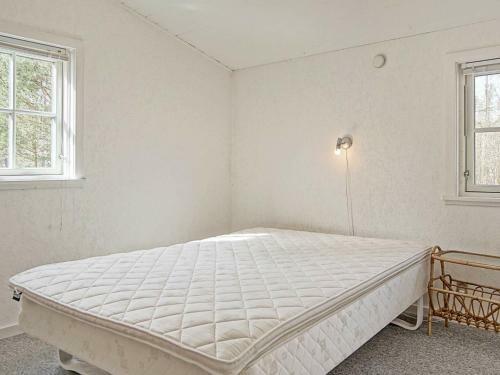 Three-bedroom Holiday Home In Nex� 32