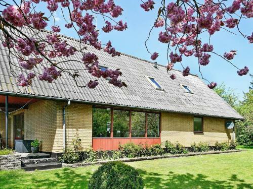 Two-bedroom Holiday Home In Nex� 9