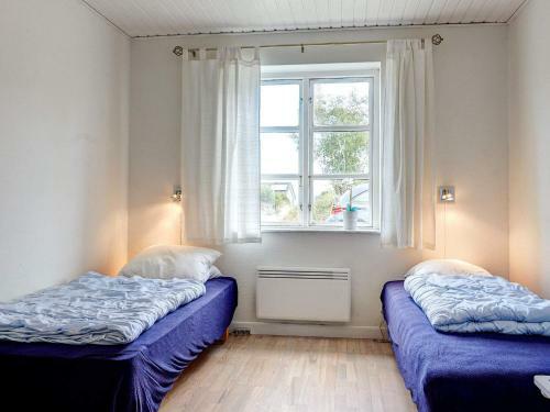 Four-bedroom Holiday Home In Nex� 11