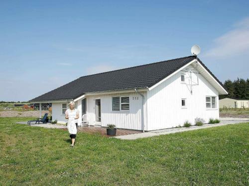 Three-bedroom Holiday Home In Brovst 27