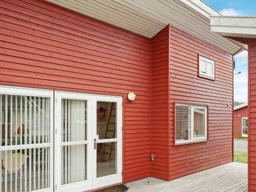 One-bedroom Holiday Home In Gudhjem 1