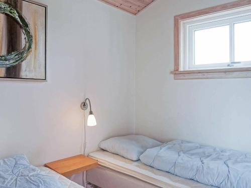 One-bedroom Holiday Home In Gudhjem 1