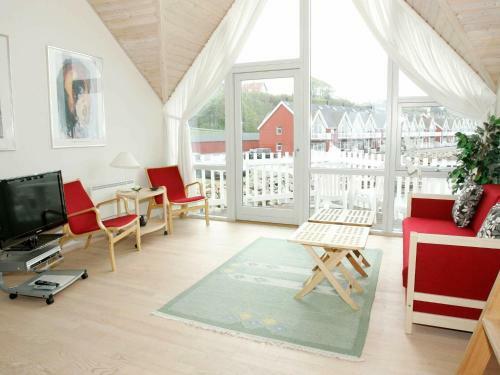 Three-bedroom Holiday Home In Hasle 1