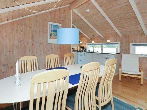 Two-bedroom Holiday Home In Jerup 7