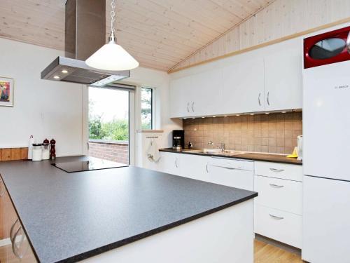 Three-bedroom Holiday Home In Jerup 5