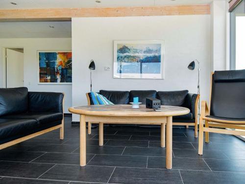 Four-bedroom Holiday Home In L�kken 19