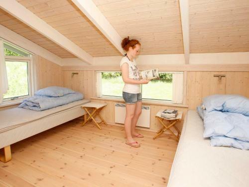 Three-bedroom Holiday Home In L�kken 29