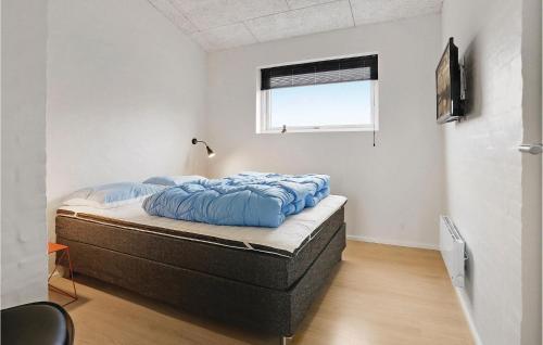 Three-bedroom Holiday Home L�kken With A Fireplace 07