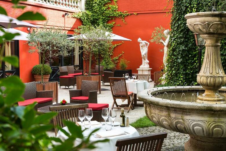 Hotel Warwick Barsey